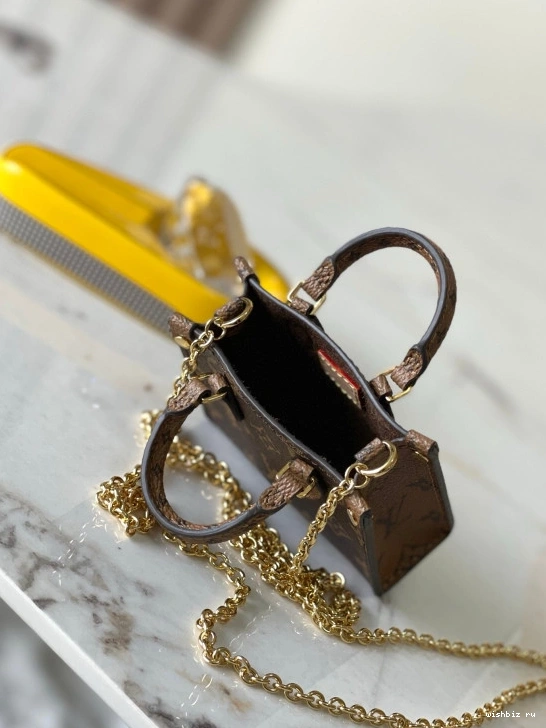 WIS ONTHEGO MICRO-8.5*3.5*10.5CM LOUIS VUITTON 1231